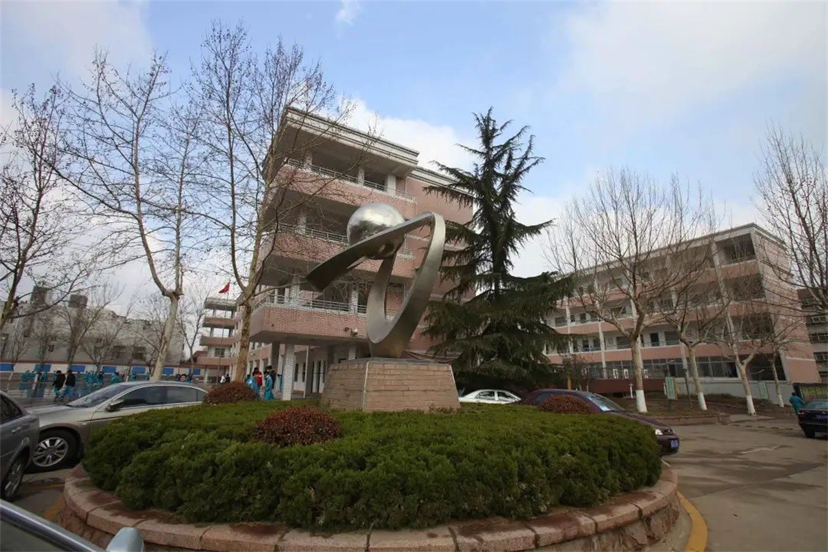 ia_700000580.jpg